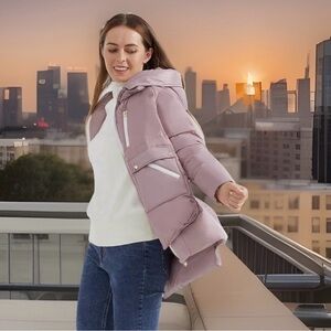 Orolay Women's Size M Thickened Down Hooded 6 Pockets Puffer Jacket. Purple. New